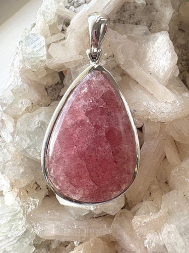 Cherry Lithium Quartz 1 | Pendant 925 Sterling Silver