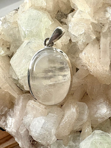 Rainbow Moonstone 26 | Pendant 925 Sterling Silver